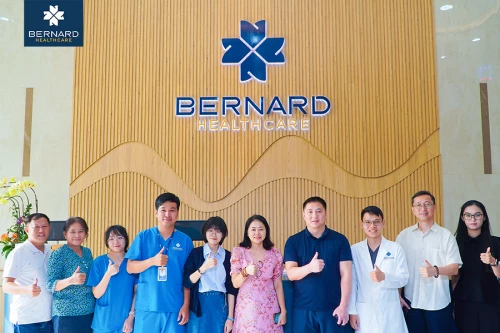 BERNARD HOÀN TẤT ĐÀO TẠO KỸ THUẬT XÉT NGHIỆM HPV DNA THẾ HỆ MỚI